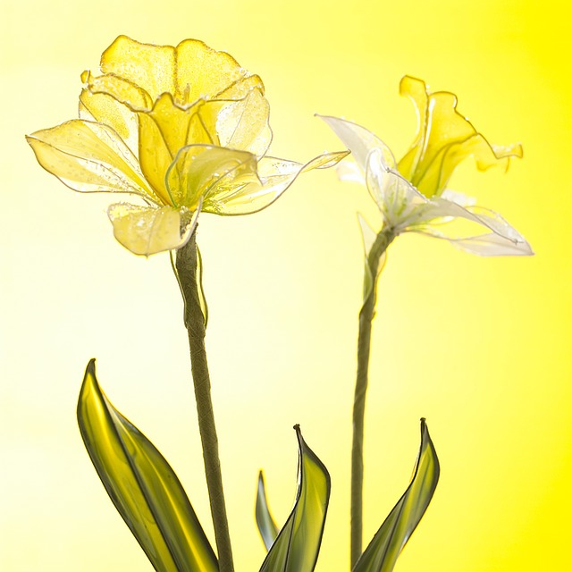 umělé žluté květiny